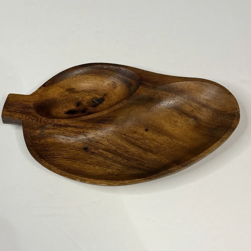 Vintage Monkey Pod Wood Carved Hand Crafted Leaf Tray Philippines